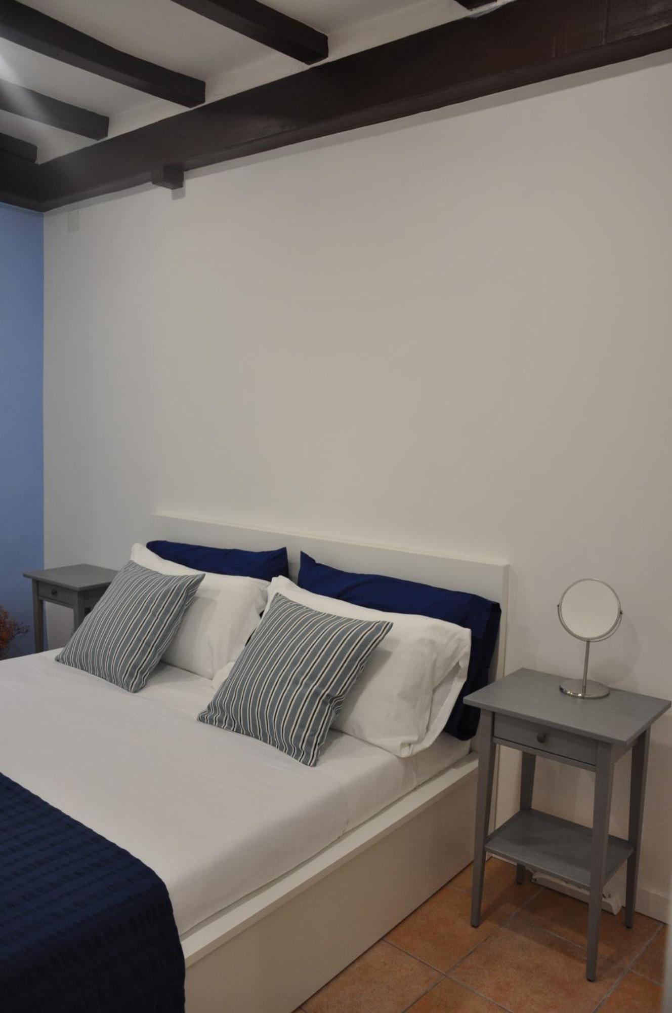 Apartament Casa Del Giglio Rzym Zewnętrze zdjęcie